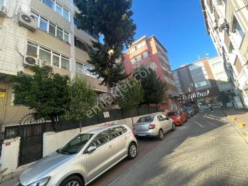 Kocamustafapaşa Merkezde 3 Cepheli 3+1 110 5.kat Çift Balkonlu