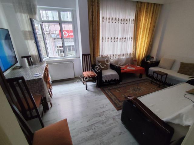 Kocamustafapaşa Silivrikapi Sebzeci Sok 1+1 Girişkat Satılık Daire