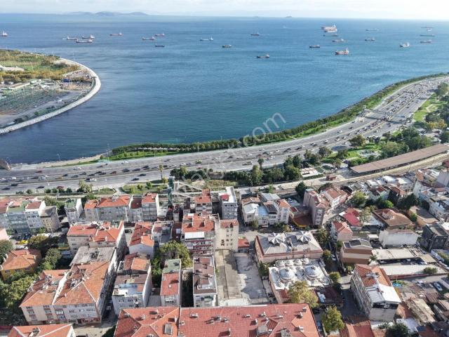 Kocamustafapaşada İçi Yenilenmiş, Hastanelere Yakın Kiralık 2+1
