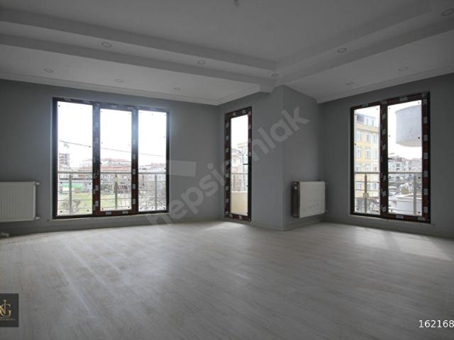 KOCASİNANDA CADDE ÜZERİ 3+1 ÇİFT BALKONLU SIFIR ARAKAT DAİRELER