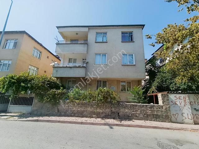 Kocasinan Mevlanada Satılık 3+1 Daire