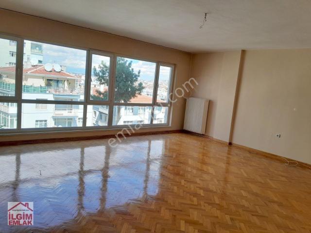 Kocatepe Kızılırmak Sokak'ta Kiralık 3+1 Daire