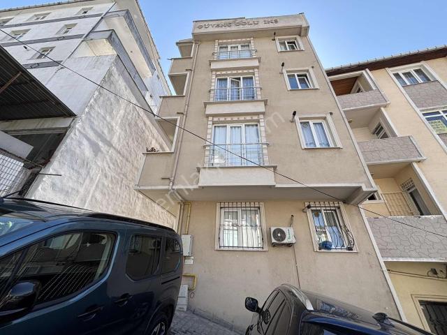 Koceli Çayırova Mevki Satlık 3+1 Bahçe Katı
