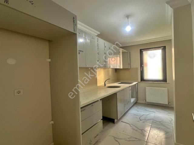 Kod 5450 Avrasya Yapıdan Çekmeköyde Balkonlu 2+1 Daire
