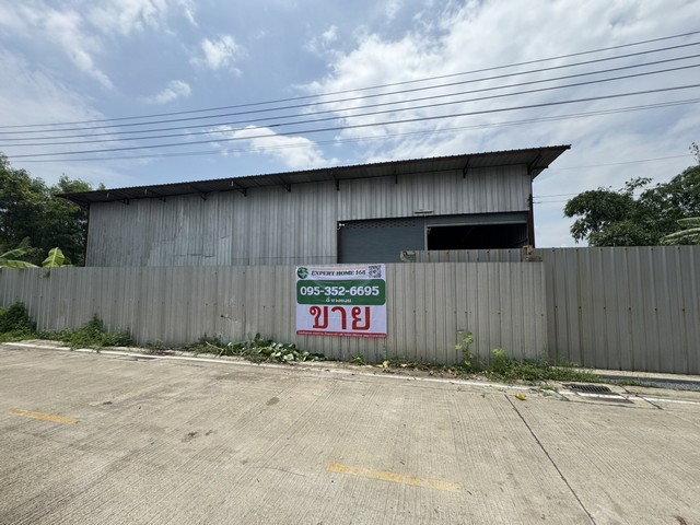 โกดังพร้อมบ้านพัก ทำเลบางใหญ่ 154 ตร.วา เหมาะคลังสินค้า E Commerce และขนส่ง