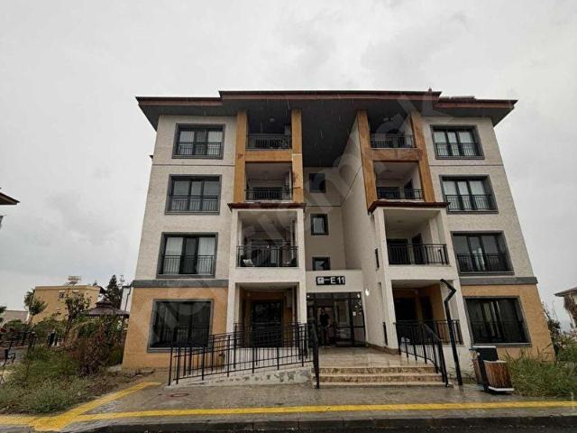 KODAMAN GAYRIMENKUL ARSUZ TOKİ KIRALIK 3 + 1 ZEMIN KAT DAIRE