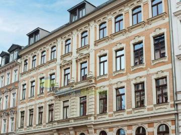 Koffer packen & einziehen: Hochwertig kernsanierte 4 Zimmer Altbau Wohnung direkt am Friedenspark!