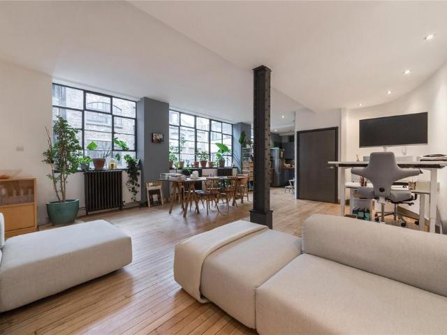 Kohler, Clerkenwell Road, London, EC1M 5PU, United Kingdom | 2 bed apartment for rent #138853007 | Rentberry