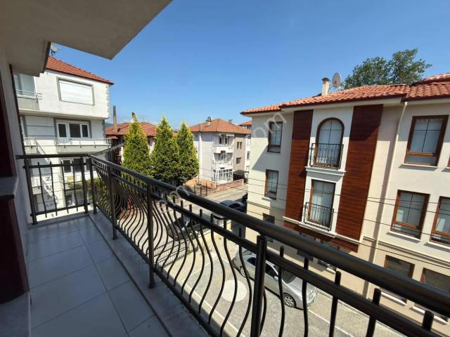 Kökoğlu Gayrimenkulden Şadırvanda Satılık 1+1 Daire