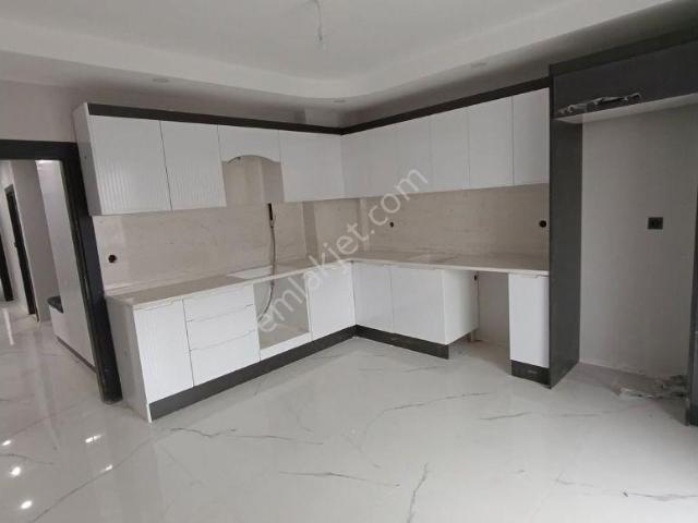 Kökoğlu Gayrimenkul'den Geniş Lüks 3+1 27.000 Tl Kiracılı