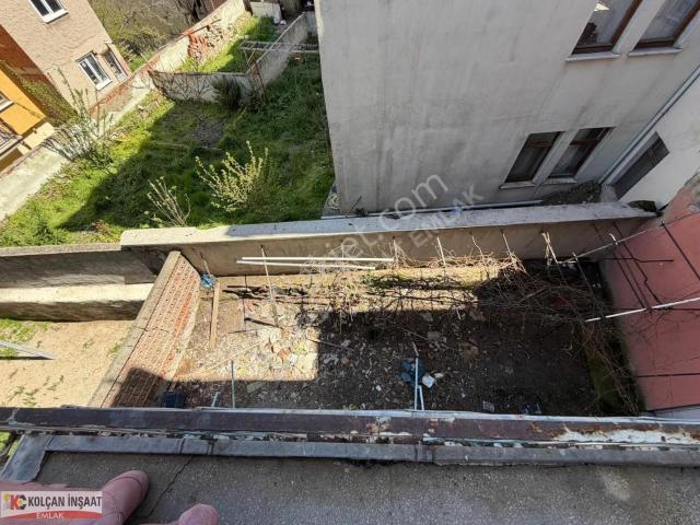 Kolçan Emlaktan 3 Katlı Bahçe Ve Teraslı Müstakil