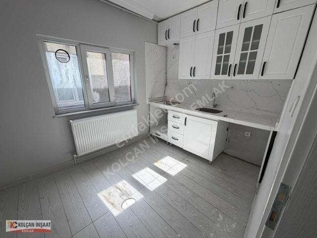 Kolçan Emlaktan Şehir Hastanesi Civarı Kiralık 2+1 Daire