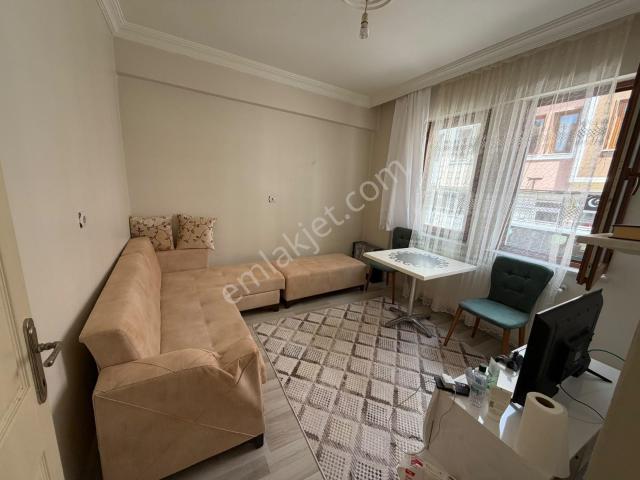 Kolçan Emlaktan Eski Emniyet Civarı 1+1 Satılık Daire