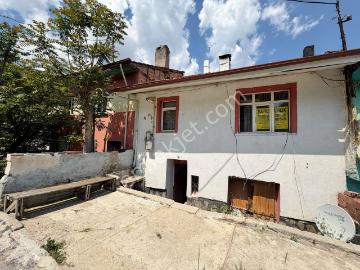 Kolçan Emlak'tan İstiklal'de Satılık Müstakil Fırsatı
