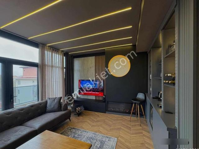 Kolçan Emlaktan Ultra Lüks Teraslı, Eşyalı 2+1 Kiralık