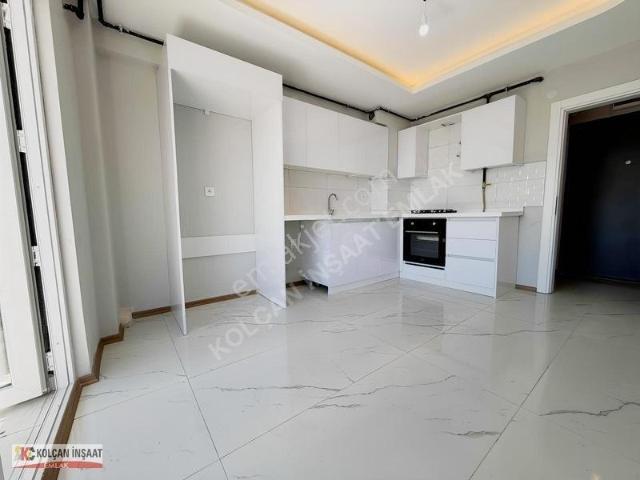Kolçan Emlak'tan Zafertepede Kiralık 3+1 Daire