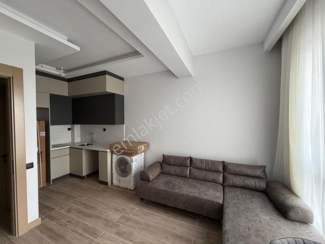 Kolçan'dan Adres Kütahyada Satılık 60m2 Ara Kat Eşyalı Lüks 1+1