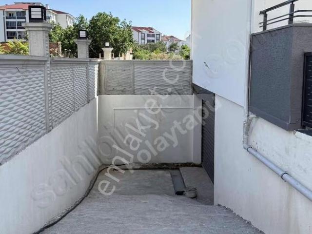 Kolaytapu Cumhuriyet Mh. Kapalı Otopark Ara Kat 3+1 Sıfır Daire