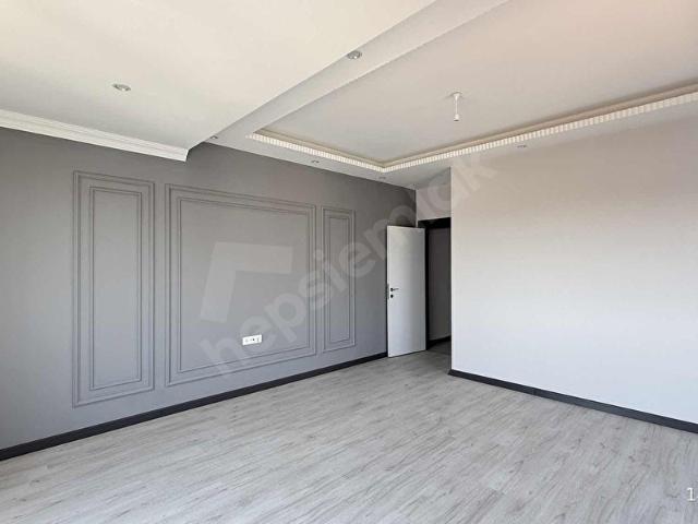 KOLAYTAPU Lüleburgaz Barış Mah. Sıfır 2+1 İskanlı Satılık Daire