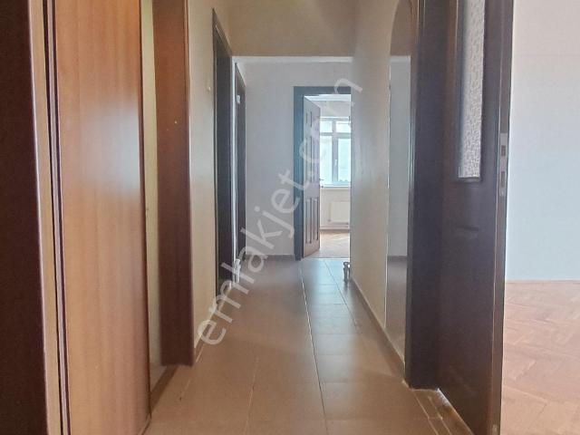 Kolej Ted Yakını Kiralık 3+1 Daire