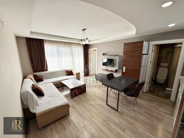 Kolej Metrosuna 400 Mt Mesafede Her Şey Dahil Eşyalı Kiralık 1+1