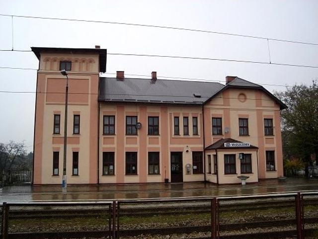 Kolejowa 185,32 m², Włoszczowa