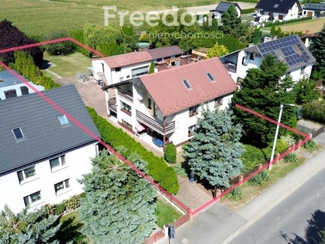 Kolejowa 242 m², Lipki