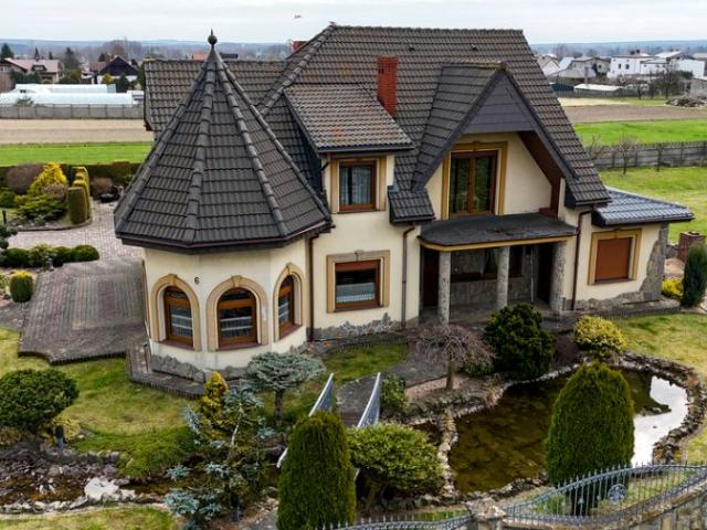 Kolejowa 244,90 m², Przystajń