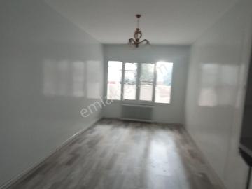 Kolejtepe Mahlesinde Konumu Güzel 2+1 Giriş Kat Daire