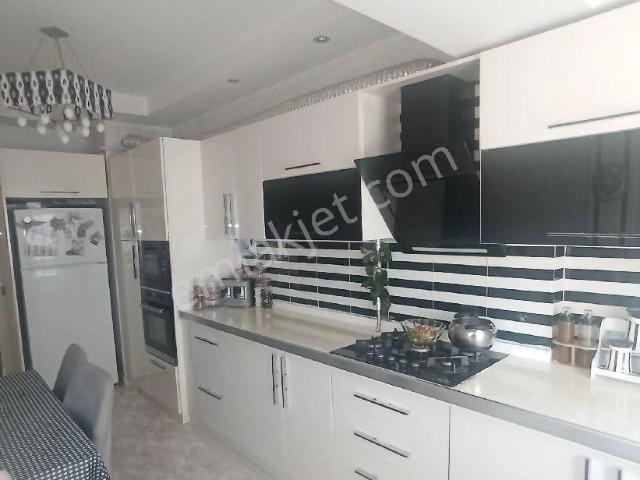 Kolejtepe Mahlesindekonumu Güzel Bakımlı 3+1 Göbek Kat Daire
