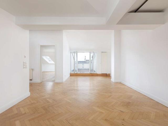 Kollwitzkiez, Prenzlauer Berg: 3 Zimmer DG Wohnung, Süd Terrasse, Blick auf den Fernsehturm