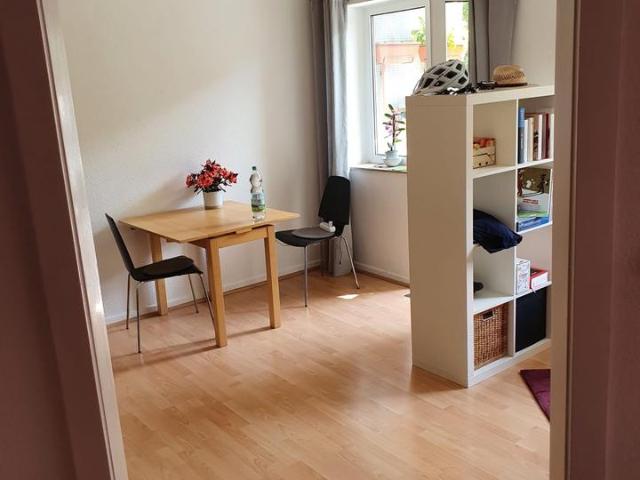 Köln Friesenplatz 2 Zi Whg. m. EBK & Balkon, möbliert