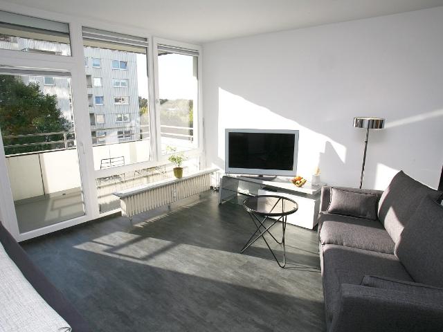 Köln Junkersdorf: Modernes Apartment mit Balkon – zeitwohnen.de