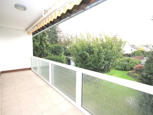 Köln Rodenkirchen – sehr gute Lage – 2 Familienhaus – schöne geräumige 3 Zimmer 1.OG – Sonnenbalkon