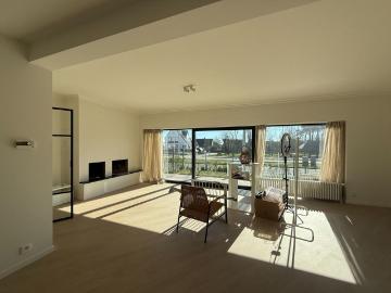 Koppelvilla met 4 slaapkamers en tuin nabij het strand van Duinbergen!