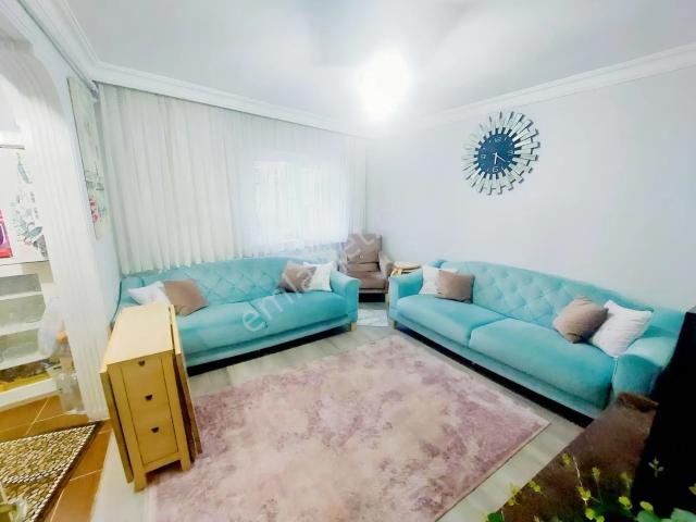 Köprü Emlak'tan Satılık 1+1 Masrafsız Giriş Altı Daire
