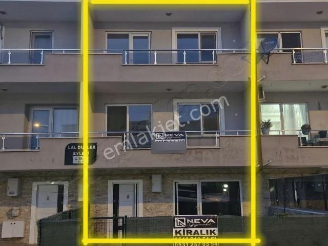 Köprübaşı Mahallesi'nde Bahçeli, Müstakil Girişli Kiralık 5+1