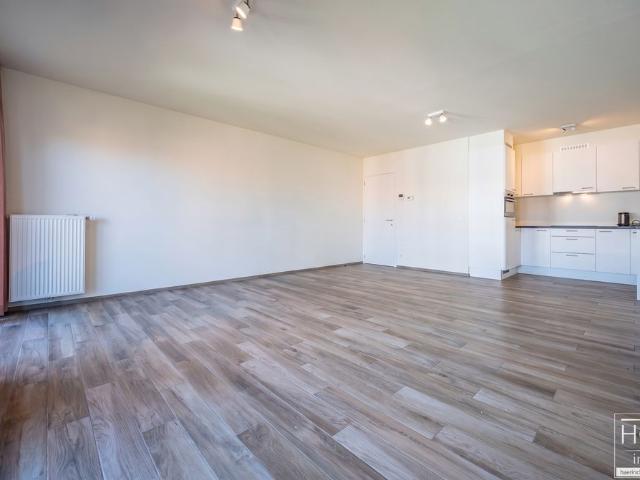 KORTRIJK Instapklaar en energiezuinig appartement op toplocatie!