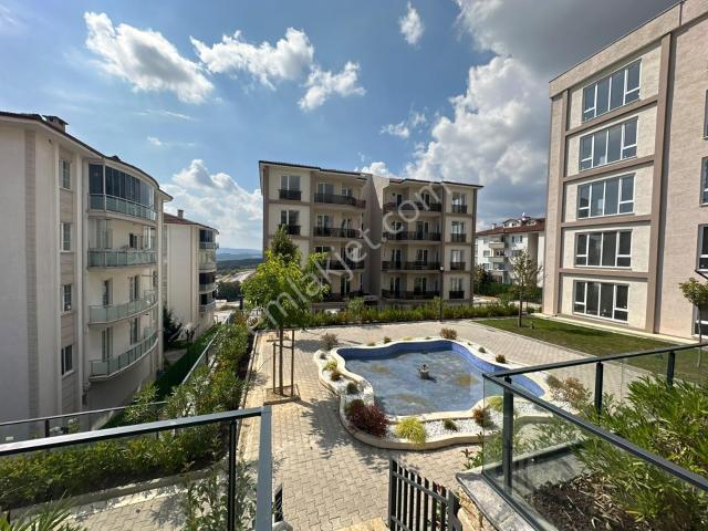 Korucuk Merkez'de Kiralık 2+1 Ara Kat Sıfır Daire
