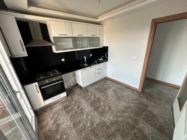 Korucuk Adapanaroma Sitesinde Kiralık Ara Kat 3+1 Daire Tg