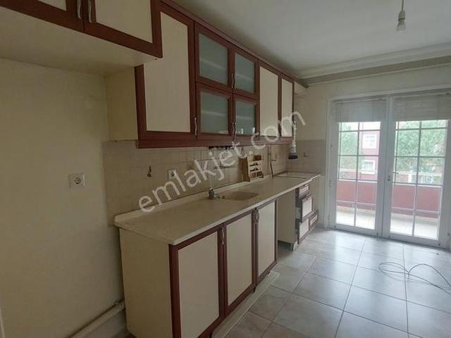 Korucuk Baytur St Manolya Blokta Güney Cepheli Kiralık 3+1 Daire