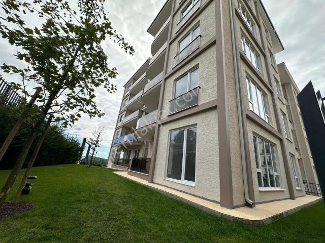 Korucuk'ta Manzaralı Kiralık Sıfır Ara Kat 2+1 Site İçi Daire
