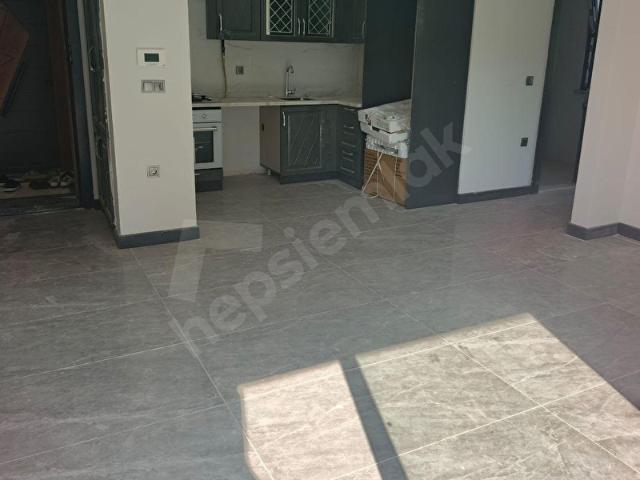 KORU'DA ANA CADDE ÜZERİNDE KAPALI HAVUZLU FİTNES KAPALI OTOPARK