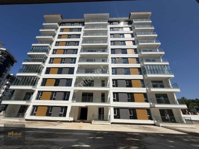 Korupark Sitesinde Havuz Köşeli Ayrı Mutafklı Lüx 1+1