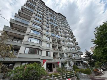Koray 2 Sitesinde Eşyalı 3+1 Kiralık Daire