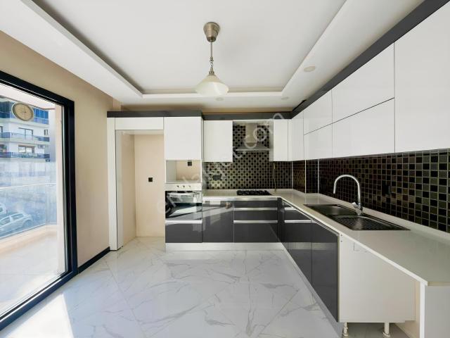 Kordelya Evleri Yanı Yeni Bina Kiralık 3+1 Otopark Ebeveyn Banyo