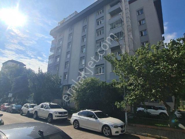Kordonboyu Sahilde Satilik 3+1daıre