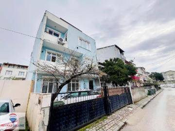 Körfez Çamlıtepe Merkezi Konum Geniş 2+1 Ara Kat Daire