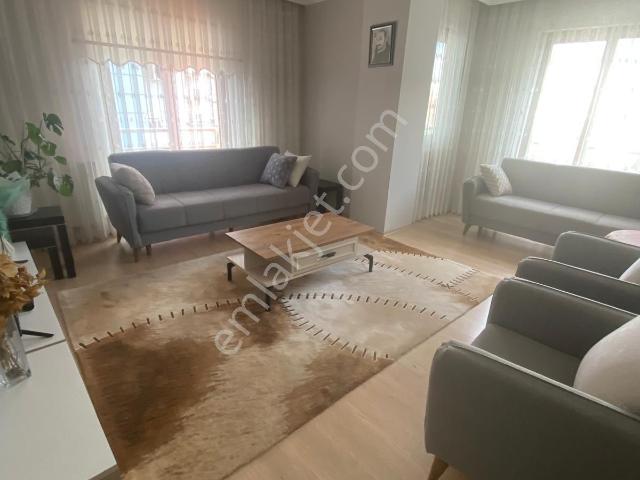 Körfez Güney Mahallesinde Site De Satılık Daire