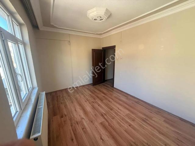 Körfez Hacı Osman Mahallesinde 3+1 Kiralık Daire